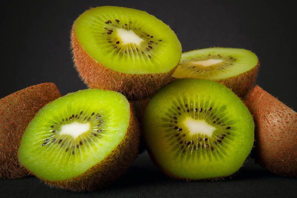 gesneden kiwi