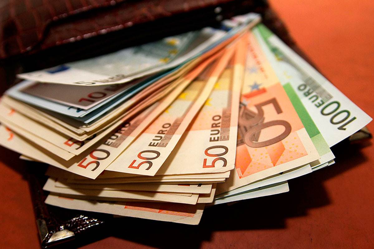 Het Observatorium herinnert eraan dat de middenklasse zich uitstrekt tussen 1.683 euro en 3.119 euro na belastingen.