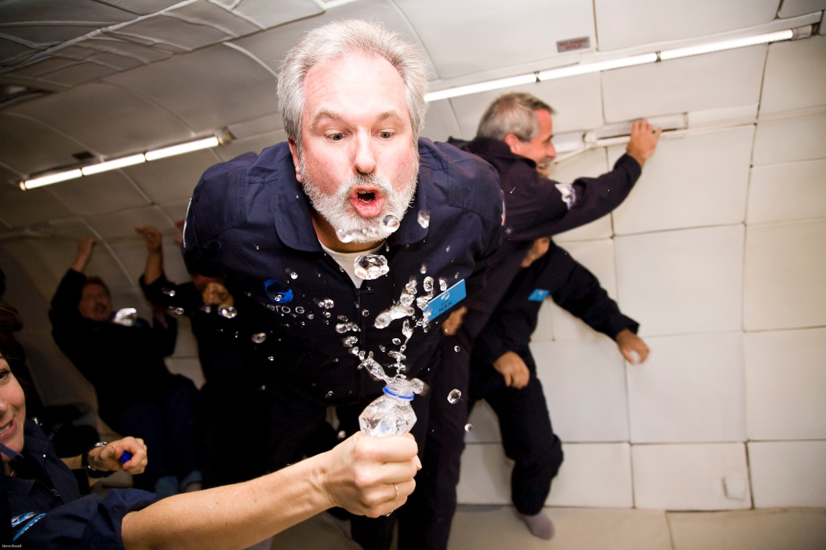 Astronauten drinken water