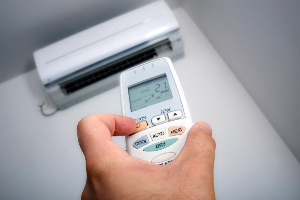 comfortabele verwarmingstemperatuur van 21 graden op de airconditioning