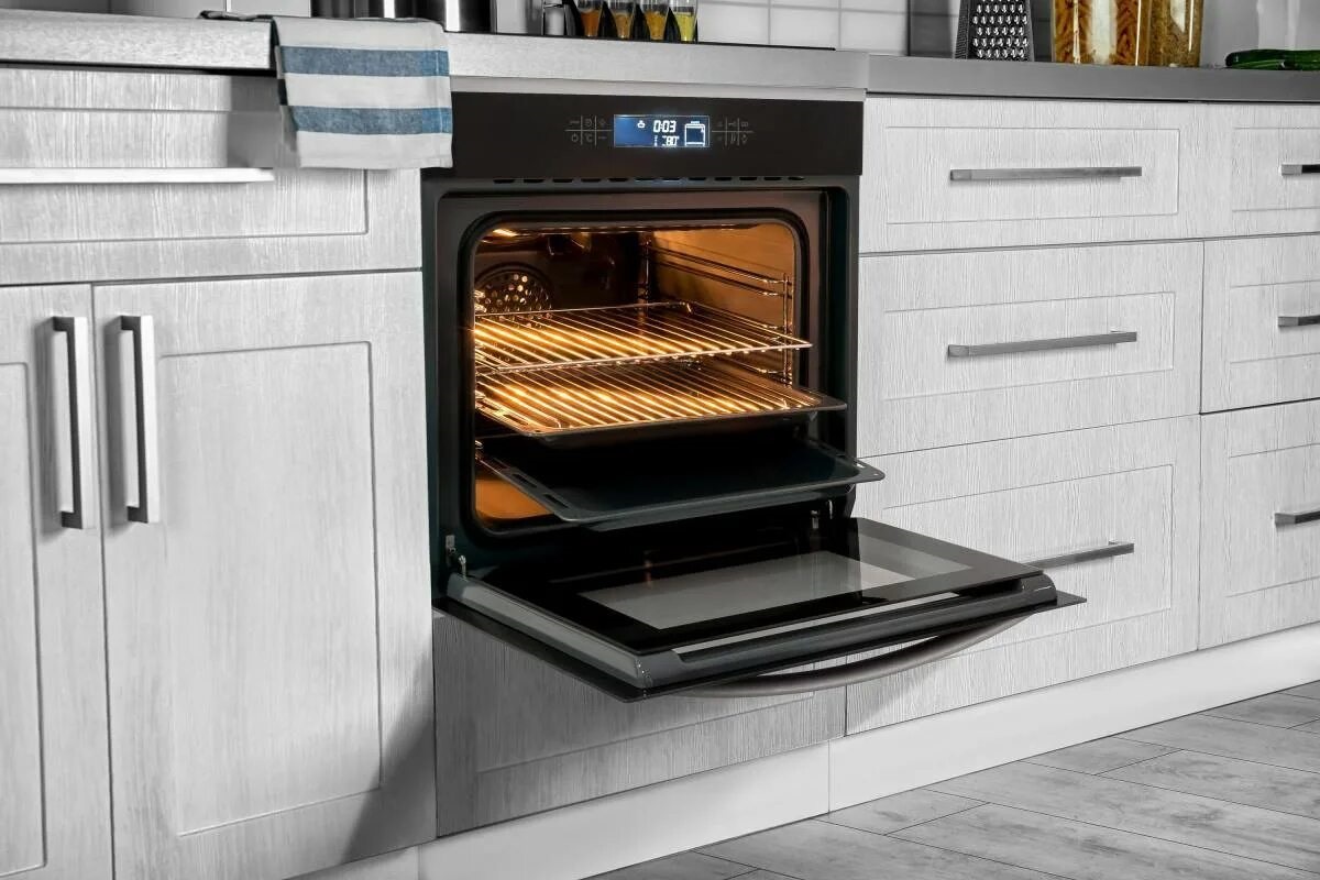 De elektrische oven verbruikt de meeste energie in de keuken