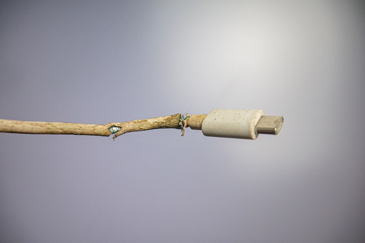 De kabel om mijn telefoon op te laden is kapot