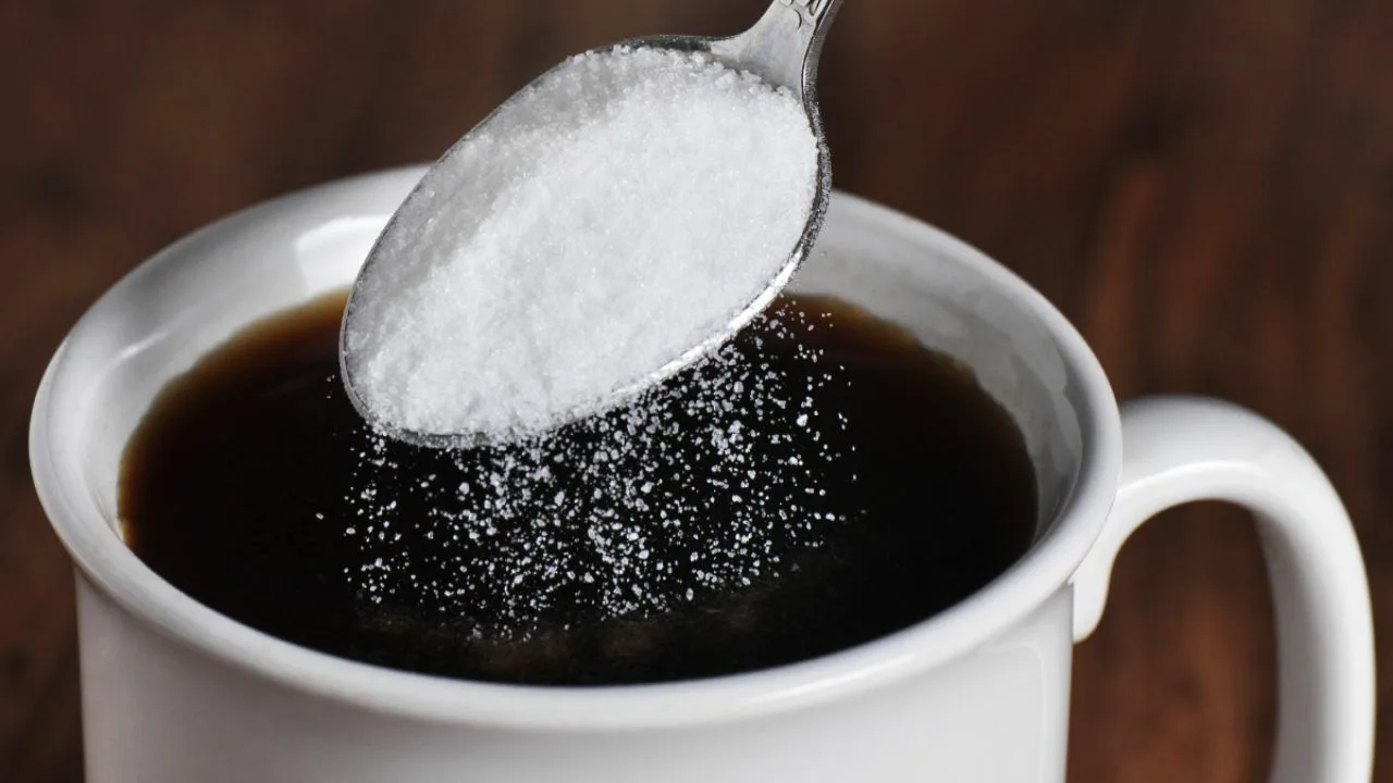 Het dagelijks overschrijden van de aanbevolen suikerinname