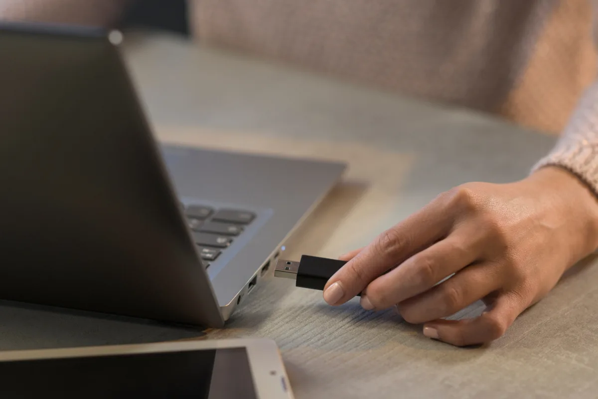 vaak voor dat een USB-stick zoekraakt in een kantoor