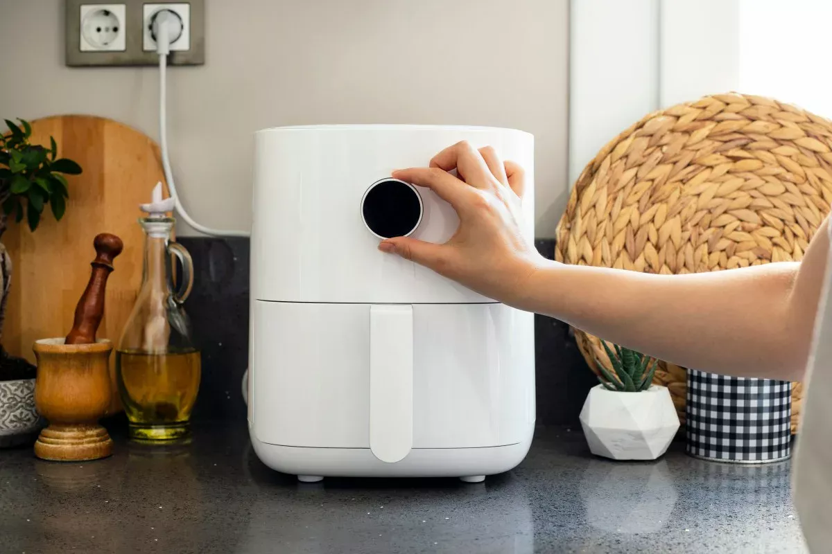 airfryer wordt vaak voorgesteld als de moderne revolutie om gezond