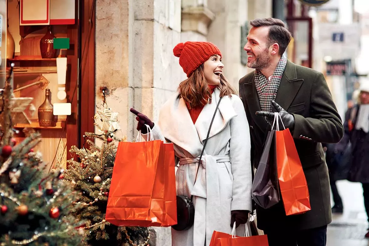 het veilig is om 1 tot 2 procent van het jaarinkomen aan cadeaus uit te geven.