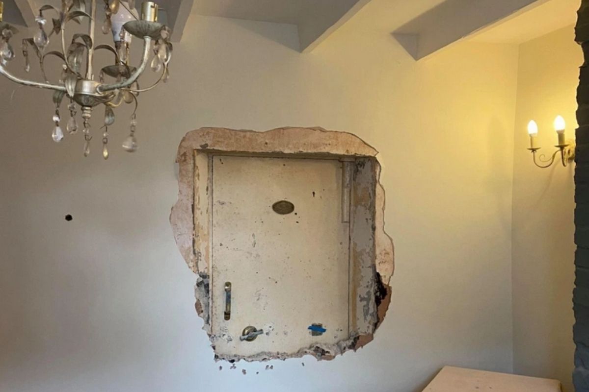 Dave had nooit kunnen vermoeden dat het slopen van een scheidingswand zijn leven zo ingrijpend zou veranderen.