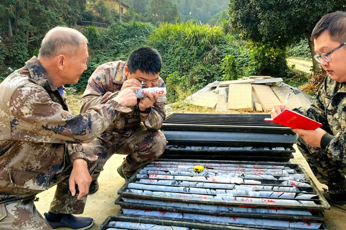 geologische exploratie heeft goud ontdekt